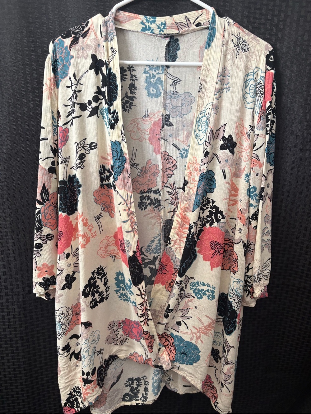 Pink Clover Cream Floral Wrap Robe with Pink & Blue Blooms